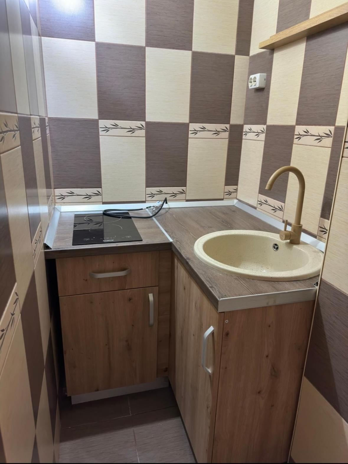 One Room Apartment- Self Check-In 24H Решіца Екстер'єр фото