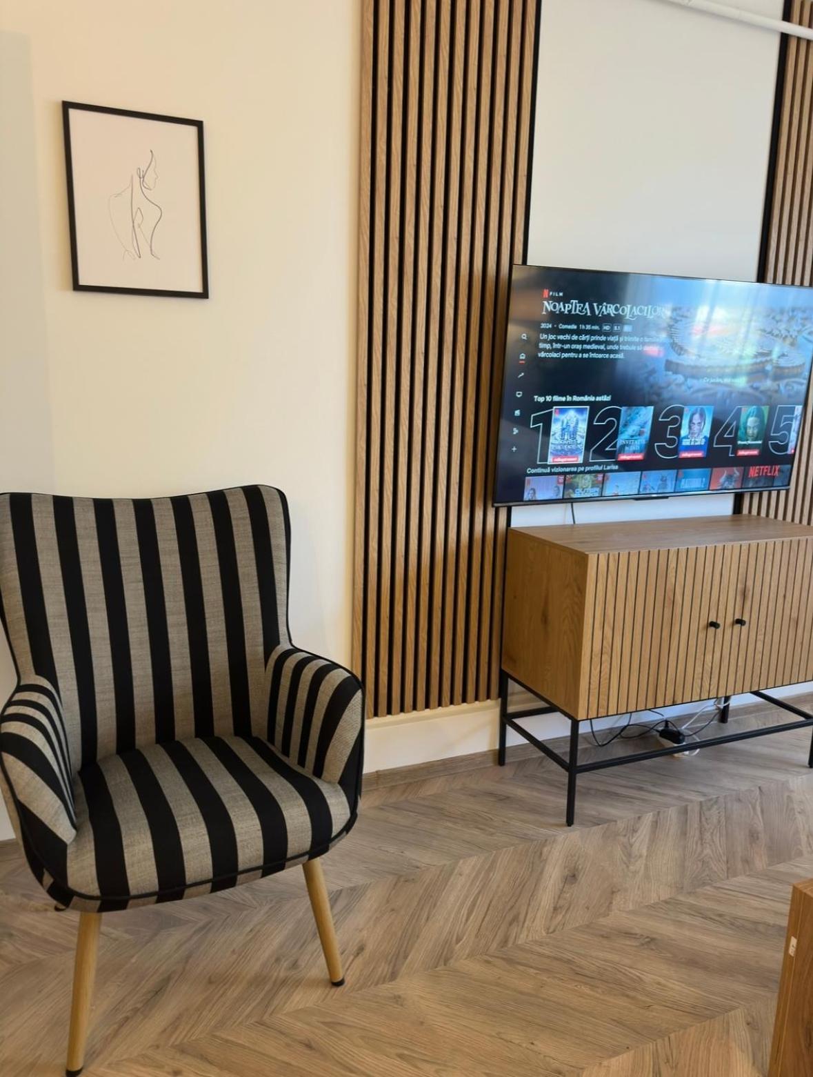 One Room Apartment- Self Check-In 24H Решіца Екстер'єр фото